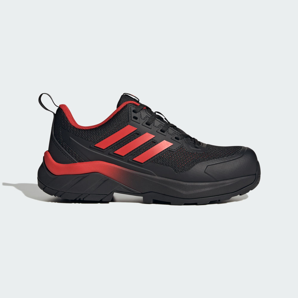 Schwarz-roter adidas Trailrunning-Schuh mit robuster Sohle und markanten Streifen in der Seitenansicht