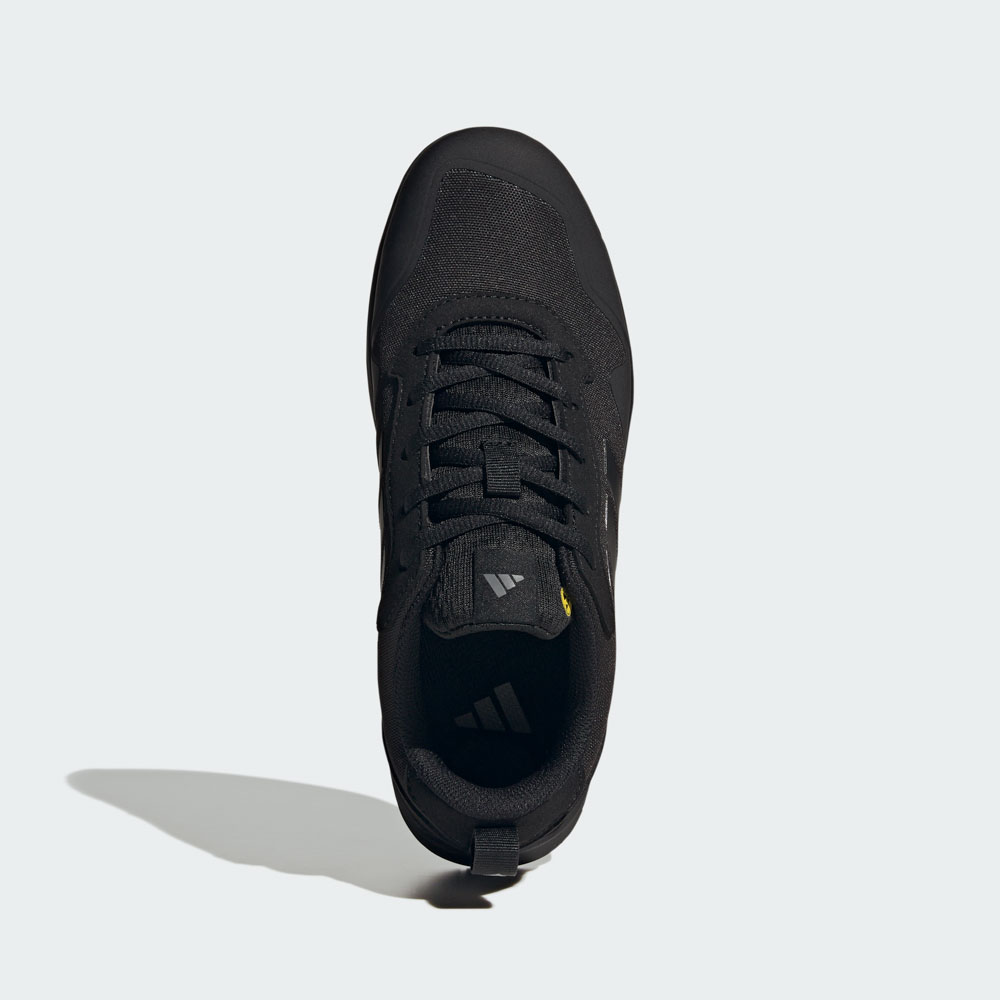 ADIDAS Argaro LOW W S1PS Sicherheitsschuh in Schwarz, Ansicht von oben mit gestricktem Mesh-Obermaterial und Schnürung